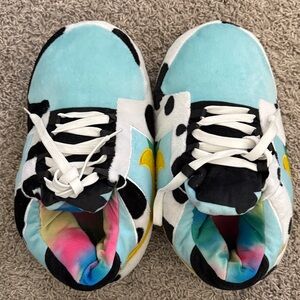 Colorful NIKE Polka Dot Comfy Slippers